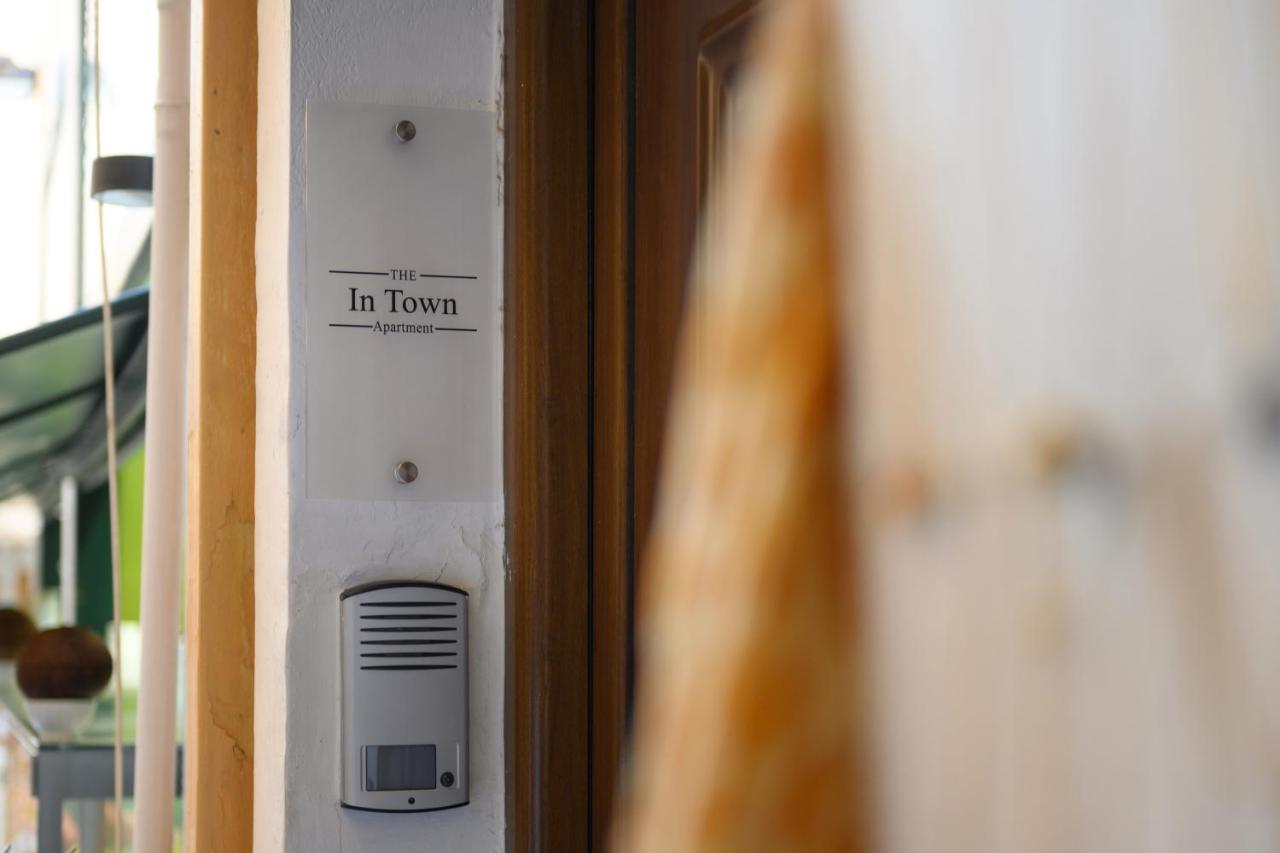 The In Town Apartment - With A Private Terrace Corfu (city) Exterior foto