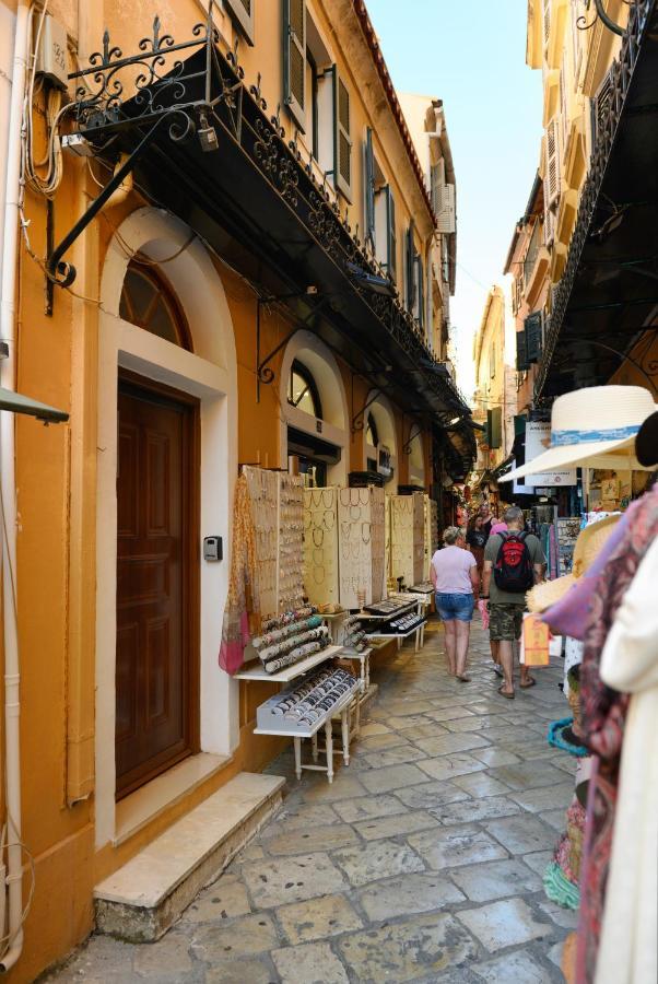 The In Town Apartment - With A Private Terrace Corfu (city) Exterior foto